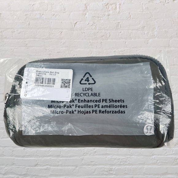 lululemon athletica Handbags - NWT Lululemon Everywhere Belt Bag (1L) - Grey Sage